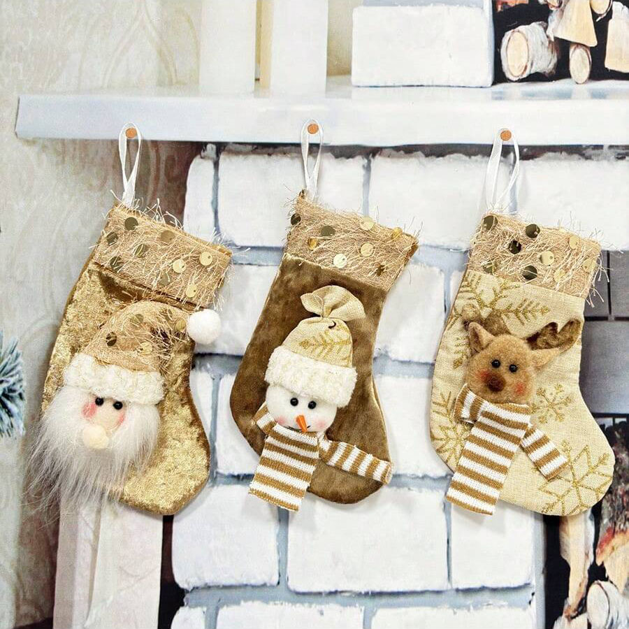 Christmas Stocking Hanging - クリスマスデコレーションストッキング3個、暖炉飾りとクリスマスツリーデコレーション、クリスマスホームデコレーションアイテム