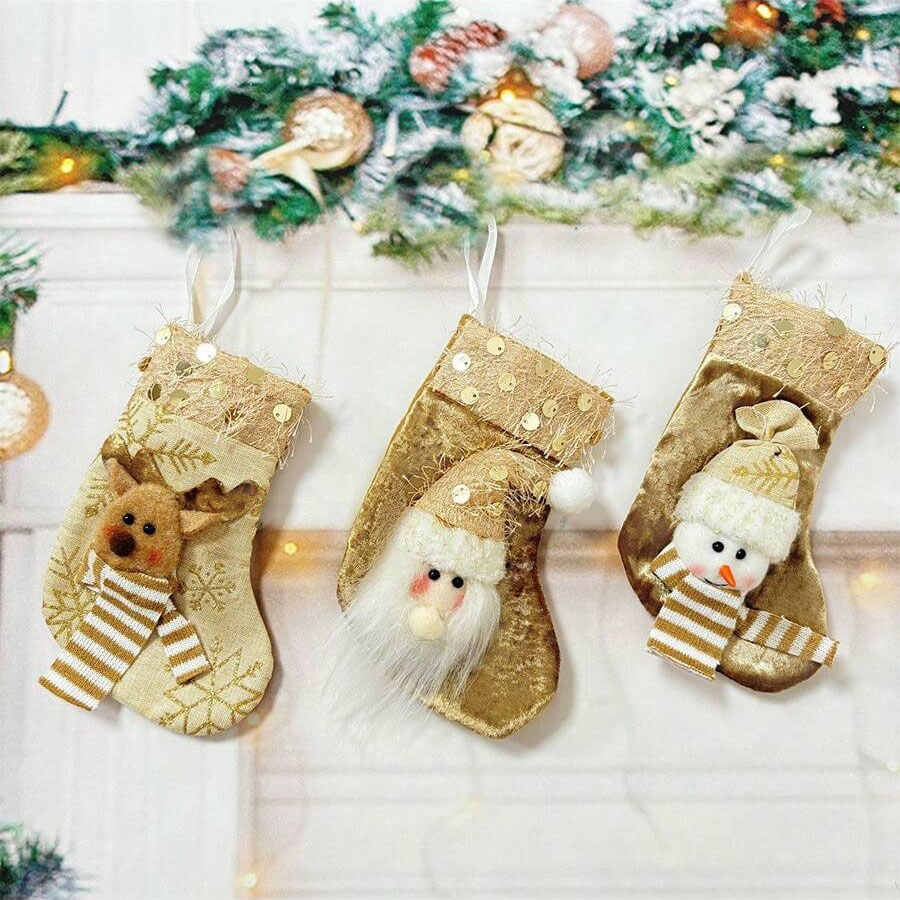 クリスマスデコレーションストッキング3個、暖炉飾りとクリスマ - Christmas Stocking Hanging のレビューと価格