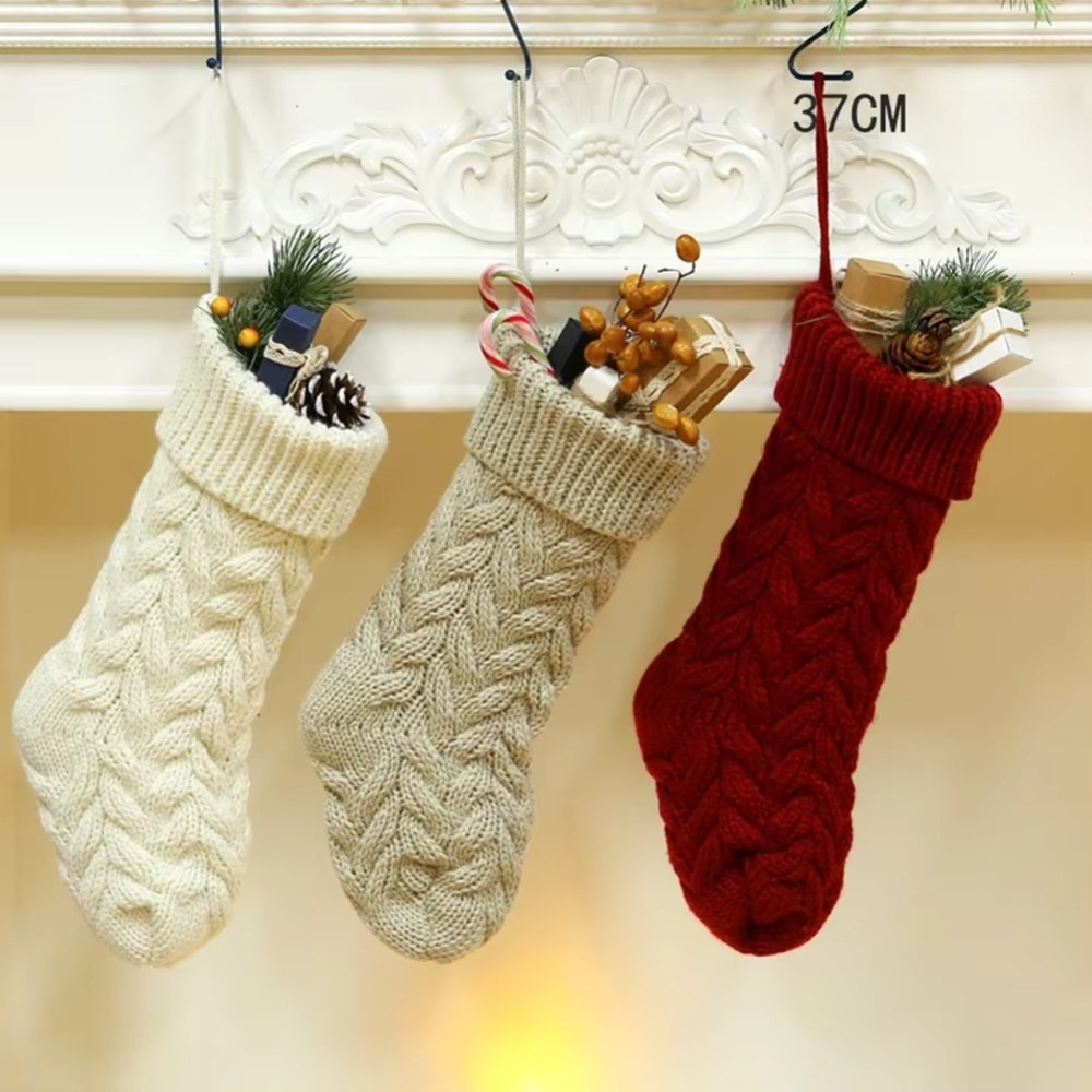 ニットクリスマスソックスふわふわソフトハンギングオーナメント - Christmas Stocking Hanging のレビューと価格
