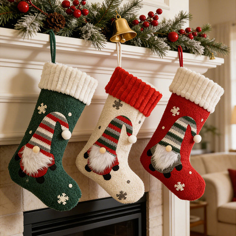 新しいぬいぐるみクリスマスストッキングオーナメント、クリスマ - Christmas Stocking Hanging のレビューと価格